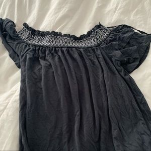 American eagle soft off the shoulder shirt!